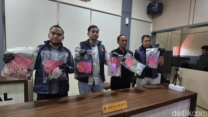 Pria Kendal Bunuh Pacar dan Buang Jasad di Semak-Semak, Lalu Kabur ke Bekasi
