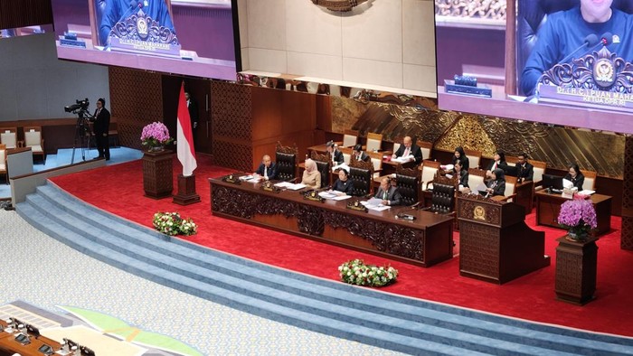 Paripurna DPR Sepakati RUU Pusat Finansial Internasional Masuk Prolegnas 2026