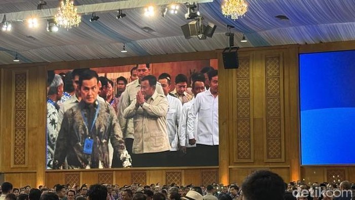 Prabowo dan Gibran Hadiri Sarasehan Kebangsaan KSTI 2026, Bahas Kemandirian Ekonomi Nasional