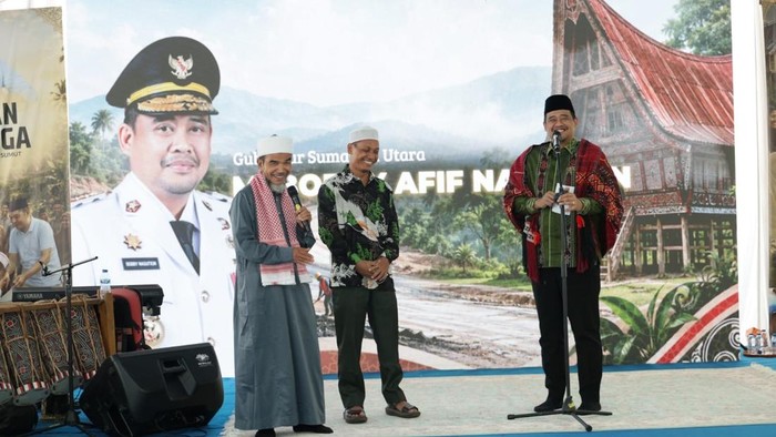 Jalan Penghubung Terbuka, Masyarakat Sipiongot Gelar Upah-Upah untuk Bobby Nasution