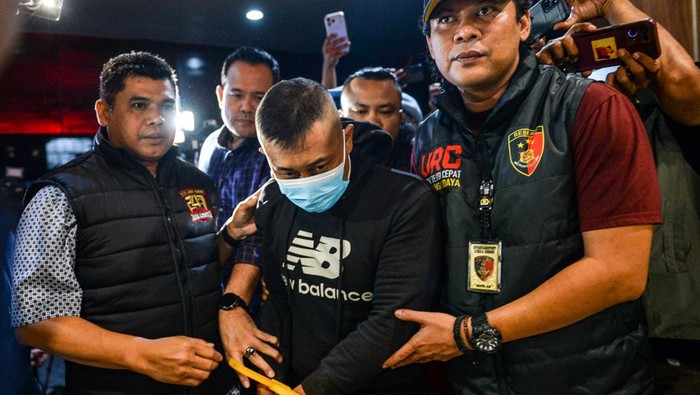 Polisi Ungkap Tato 'Love Taufik' di Tubuh YTR, Korban Penyekapan: Tanda Love Bombing?