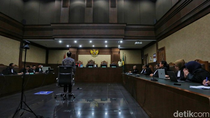 Penjelasan PN Jakpus soal Hakim Langsung Tutup Sidang Usai Baca Vonis Nadiem