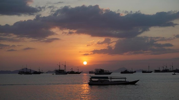 Menghitung Ulang Harta Karun Maritim