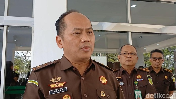Kejaksaan Agung Amankan Kajari dan Kasi Pidsus Serdang Bedagai atas Dugaan Pelanggaran Prosedur