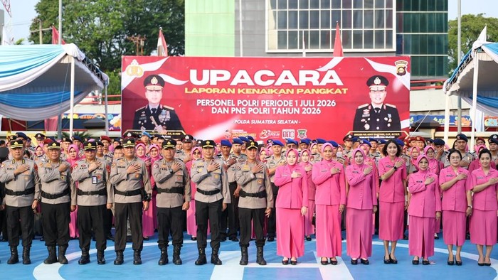 Hari Bhayangkara Ke-80, 1.465 Personel Polda Sumsel Naik Pangkat