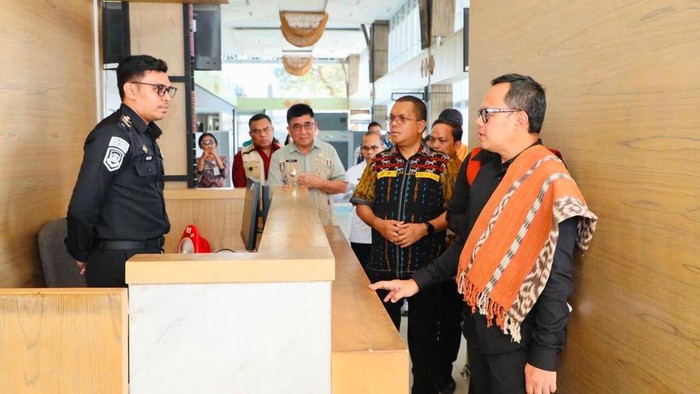 Wamendagri Tegaskan Optimalisasi Pelayanan di PLBN Motaain Lewat Kunjungan Langsung