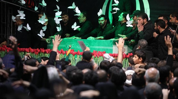 Petinggi Hizbullah dan Hamas Hadiri Pemakaman Khamenei