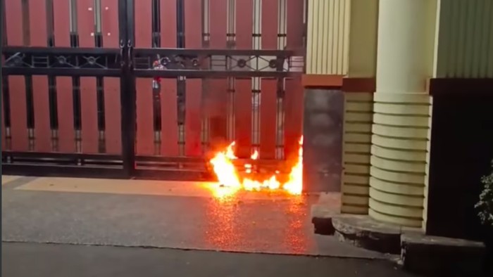 Rumah Dilempari Molotov, Pengacara di Jaktim Duga Hal Ini Jadi Pemicu