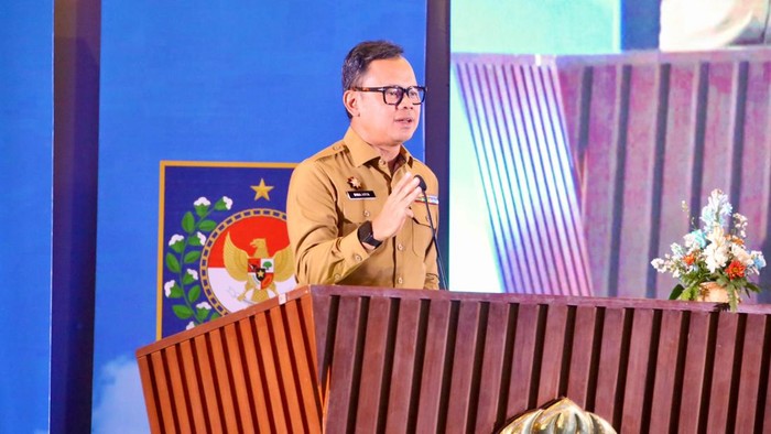 Bima Arya Buka Program Kepala Desa Masuk Kampus di UI Depok
