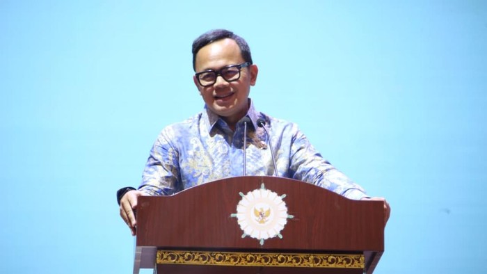 Banyak Kepala Daerah Kena OTT KPK, Wamendagri Tak Sepakat Dikaitkan Gaji