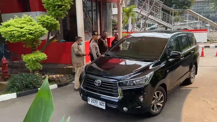 Bupati Langkat Syah Afandin Tiba di KPK Setelah OTT, Kasus Suap Proyek Jadi Sorotan