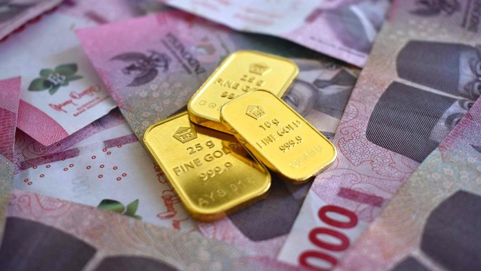 Harga Emas Antam Naik Tipis ke Rp2.733.000 per Gram, Lanjutkan Tren Penguatan