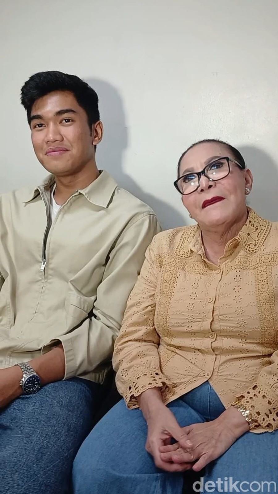 Mpok Atiek Tolak Berhenti Syuting di Usia 70 Tahun: Diam di Rumah Malah Bikin Sakit