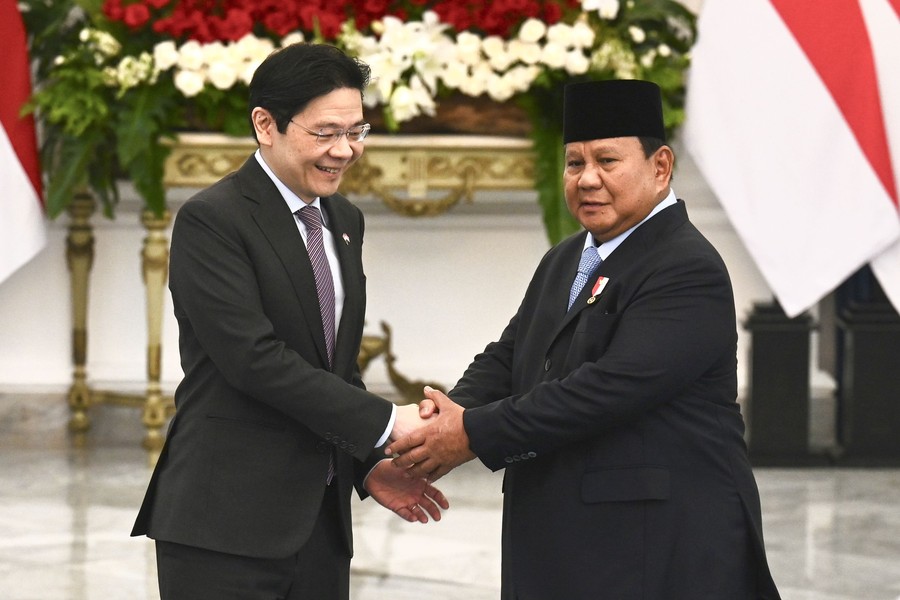 Diplomasi Hangat di Istana: Prabowo dan PM Wong Sepakati 26 MoU dalam Pertemuan Heart-to-Heart