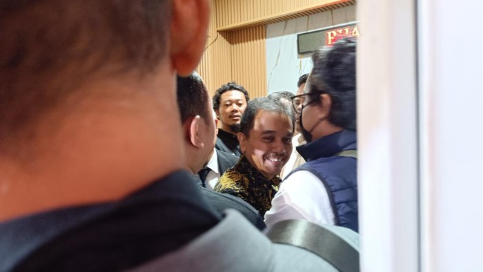Polisi Jelaskan Alasan Roy Suryo dan dr Tifa Jalani Pemeriksaan Kesehatan di RS Polri Sebelum Penahanan