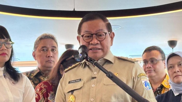 Pramono Anung Buka Suara Soal Viral Tumpukan Sampah di Kali Gendong, Singgung Ditutupnya TPST Bantar Gebang