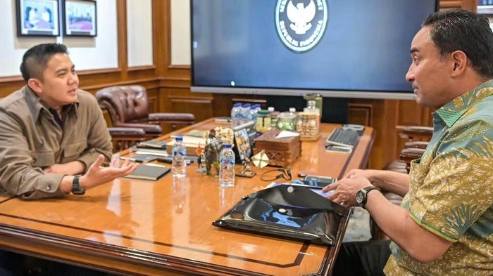 Seskab Teddy dan Kepala BNN Bahas Strategi Baru Perangi Narkotika di Perkotaan Besar