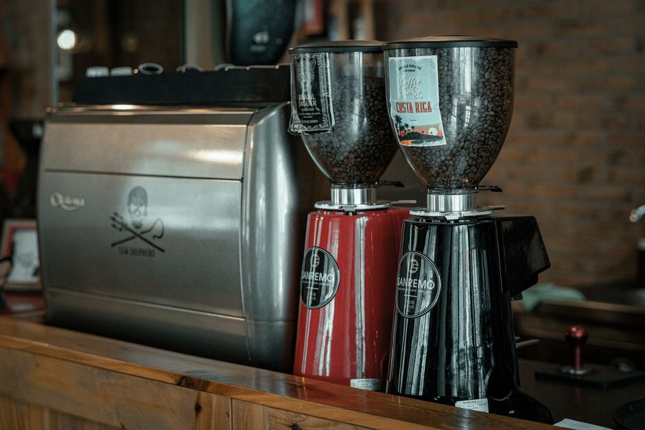 Grinder Kopi: Mengapa Tingkat Gilingan Sangat Penting untuk Rasa Kopi Anda