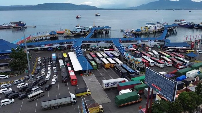 Terungkap: Biang Kerok Kemacetan Horor 7 Kilometer di Pelabuhan Ketapang