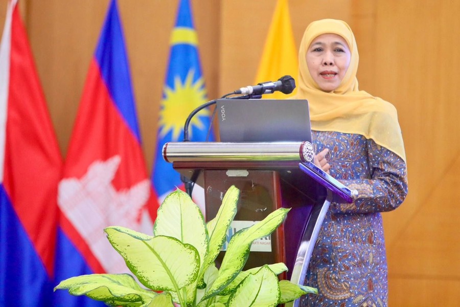 Khofifah Paparkan Transformasi Pendidikan & Inovasi Daerah di Jatim
