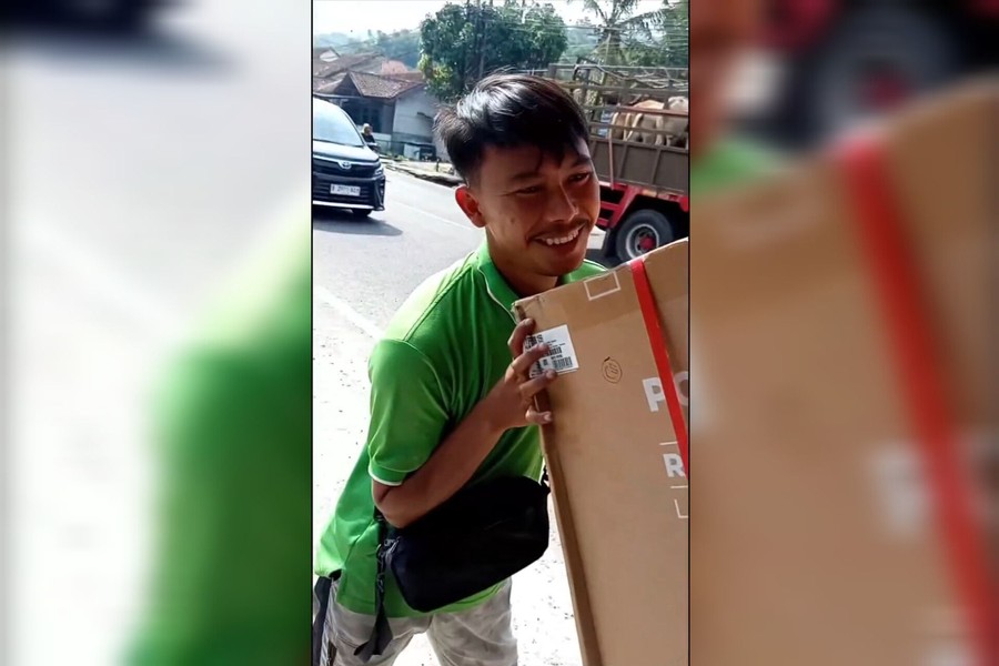 Suasana di kawasan Kampung Tegallame, Desa Ciaro, Kecamatan Nagreg, Kabupaten Bandung, mendadak heboh pada Rabu (24/6/20