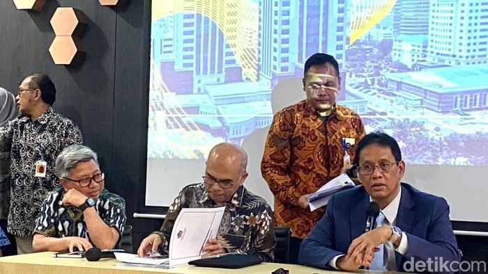 Purbaya Tempatkan 'Mata-mata' di Dapur MBG, Bantah Isu Penutupan Program