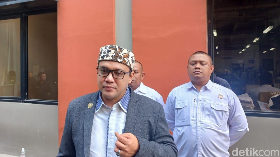 Sandy Tumiwa Jawab Tudingan Tak Nafkahi Anak Selama 12 Tahun