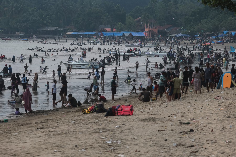 Banten Jadi Magnet Wisata, Jutaan Wisnus Padati Destinasi Favorit