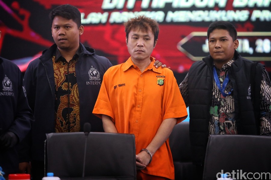 Buruan Internasional Tersangka Penipuan Daring Ditangkap di Indonesia