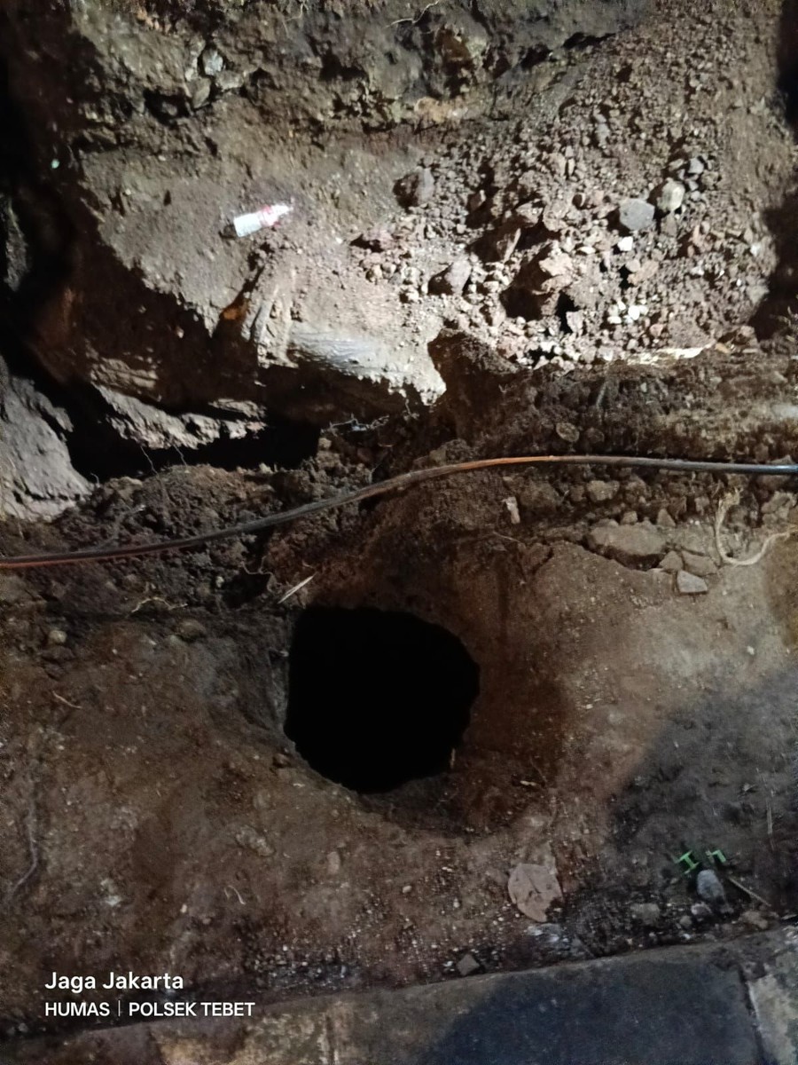 detik Bocah 4 Tahun Terjebak di Lubang Sempit Sedalam 3,7 Meter