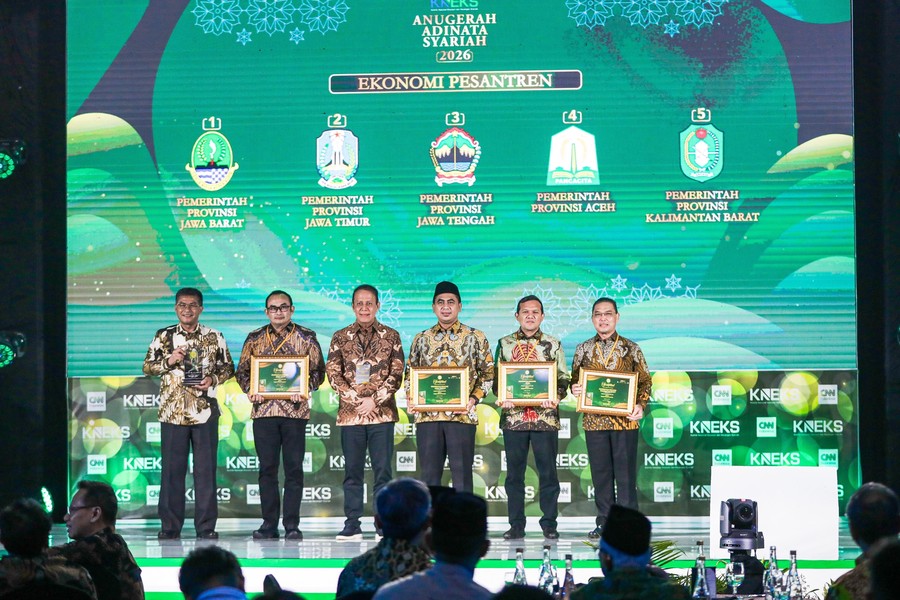 Jateng Boyong 6 Penghargaan Adinata Syariah, Gus Yasin Dorong Industri Halal