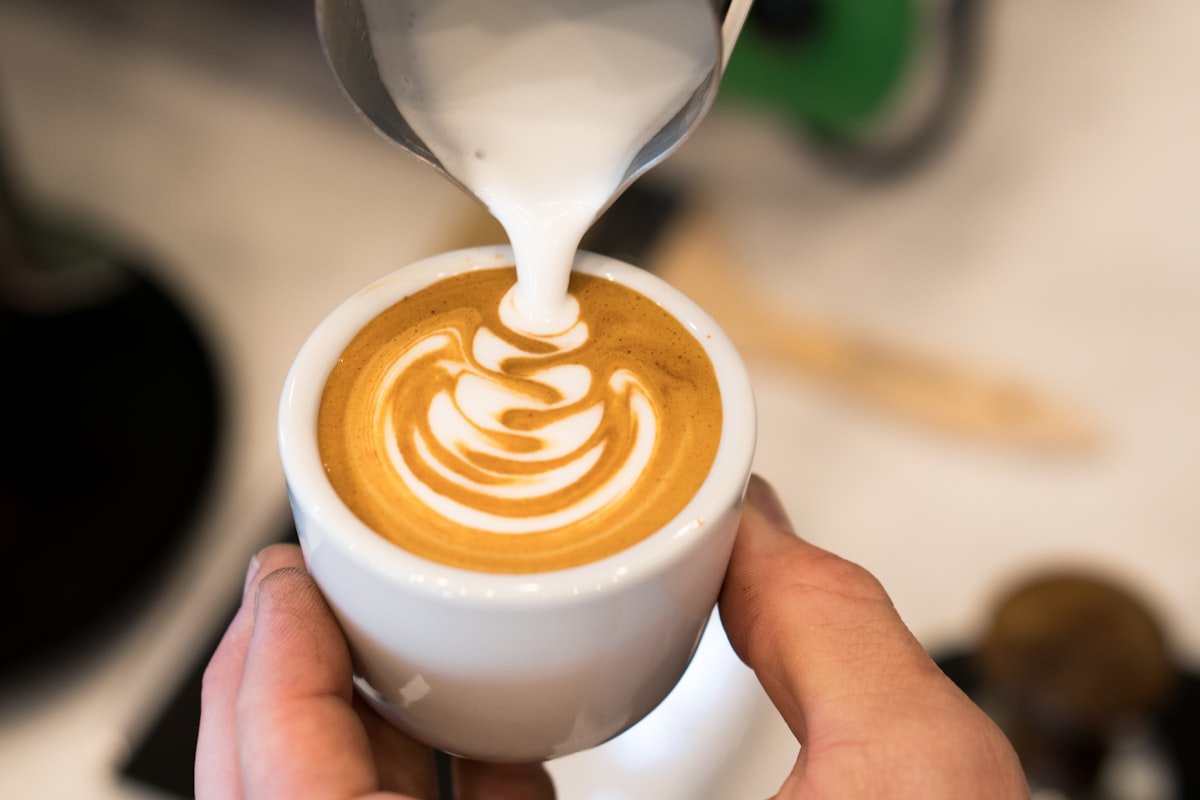 Mengungkap Seni Latte Art: Dari Espresso hingga Karya di Atas Cangkir