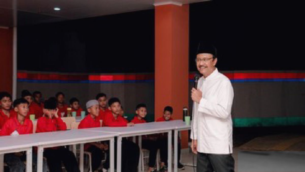 Gus Ipul Beri Semangat di Sekolah Rakyat DKI