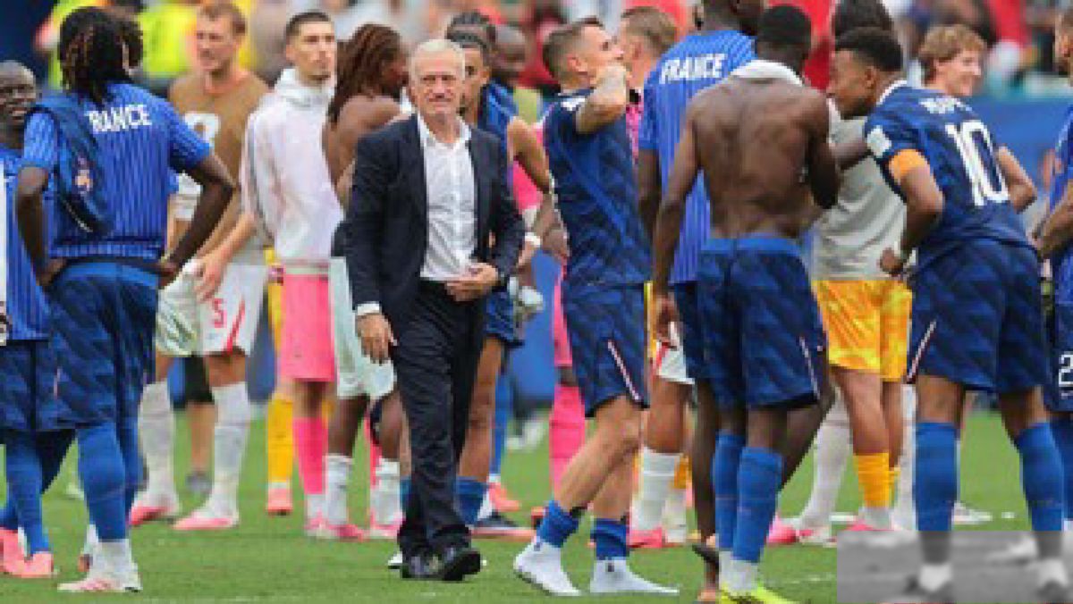 MIAMI — Didier Deschamps menutup babak kepelatihannya di tim nasional Prancis dengan