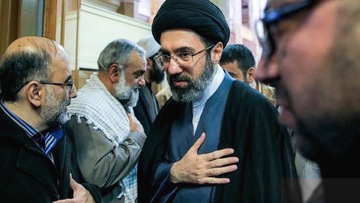 Teheran — Mojtaba Khamenei Ucapkan Terima Kasih atas Lautan Pelayat Pemakaman Ayahanda