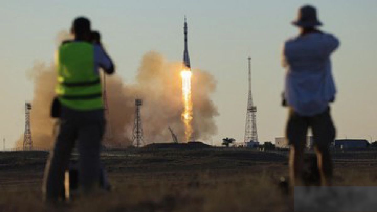 Rusia Kirim Astronaut NASA dan Dua Kosmonot Menuju ISS