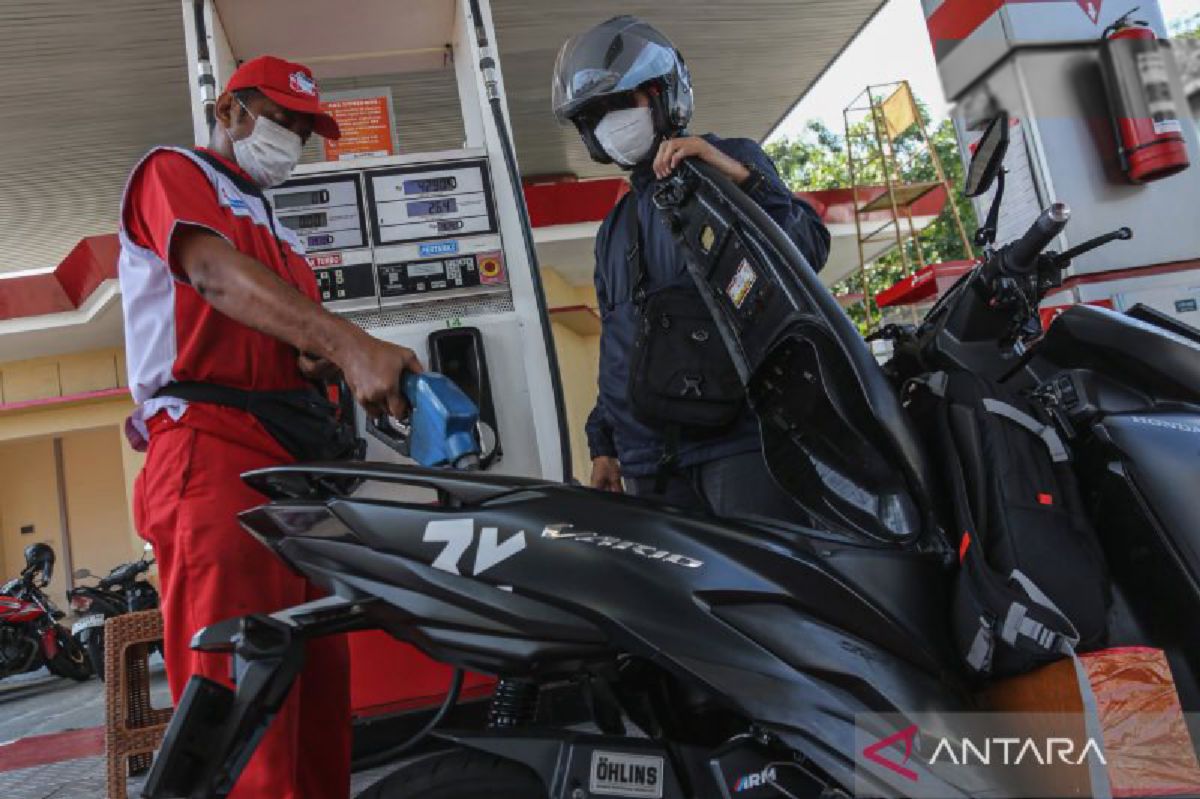 Klaim Bensin Dicampur Minyak Kayu Putih Bikin Irit, Ini Faktanya