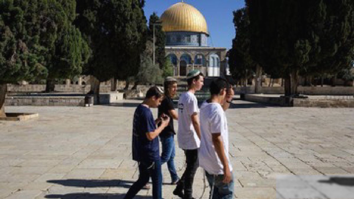 Pemukim Israel Serbu Masjid Al Aqsa dan Rusak Sekolah di Yerusalem Timur